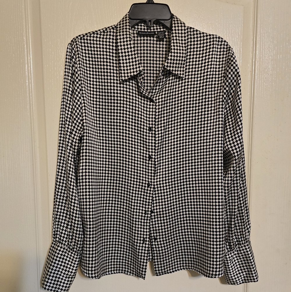 Diamond Pattern Silk Blouse Button Front 16